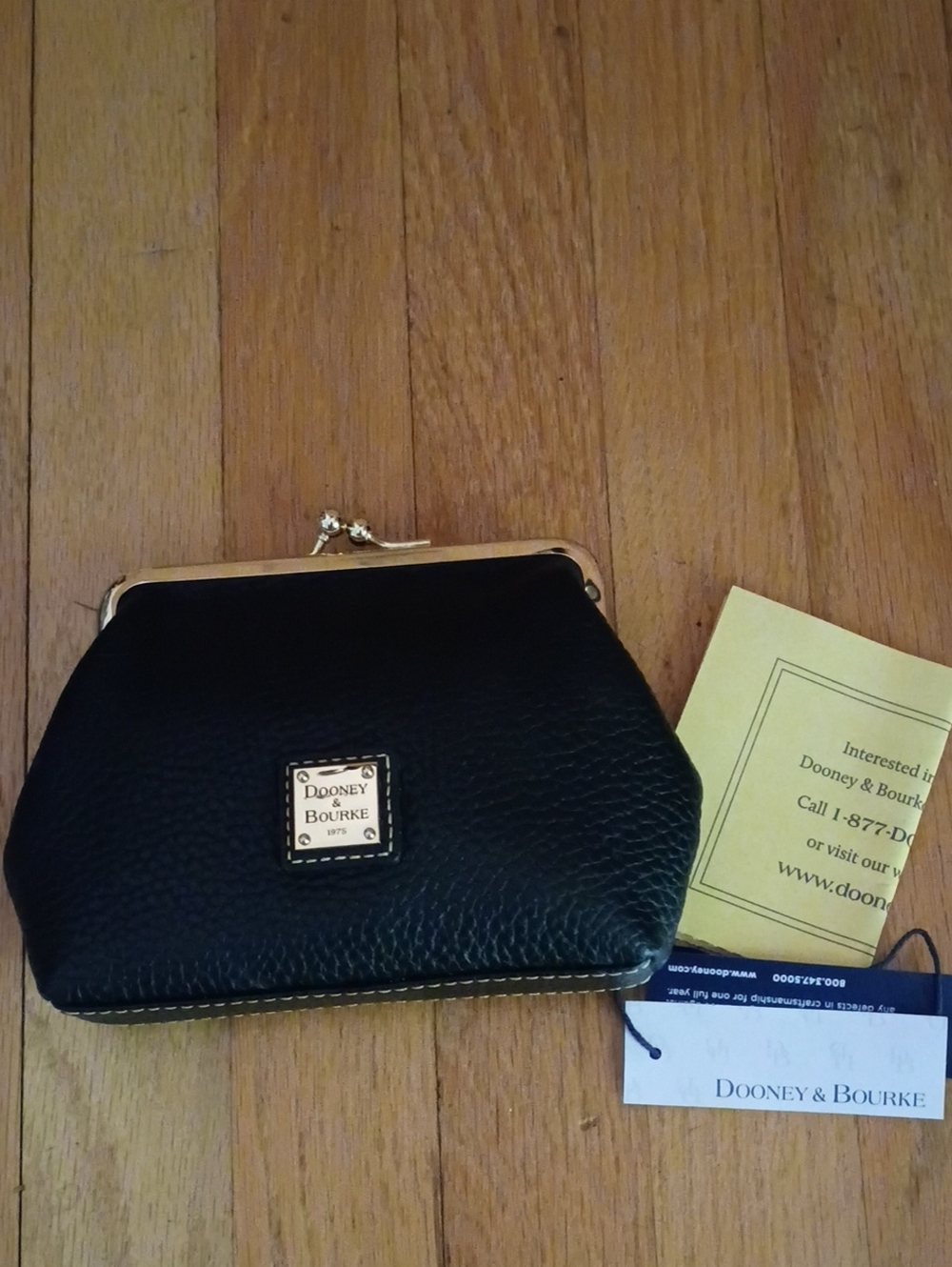 Dooney And Bourkey Black Kisslock Wallet